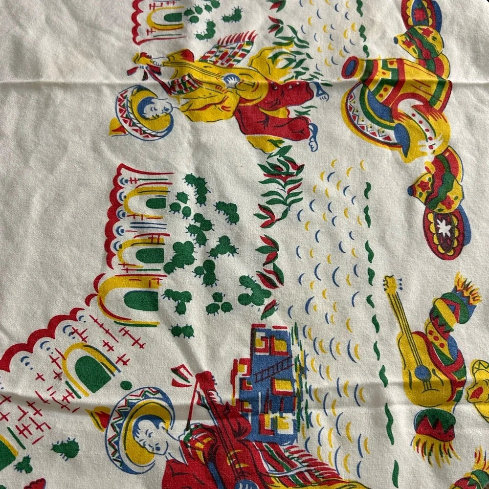 Vintage Style 100% Cotton Tablecloth 50x46 Mexico Scenes
